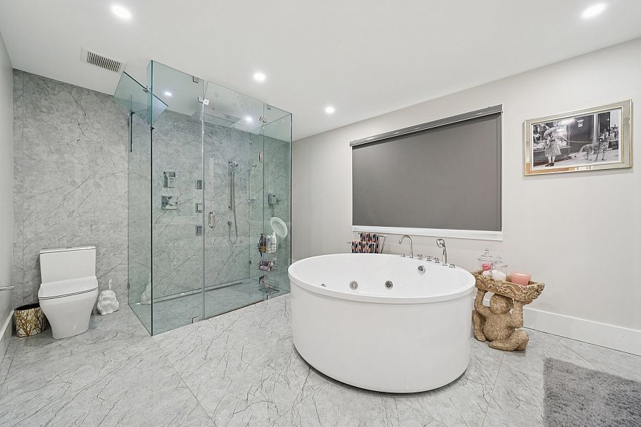 3980 Norwood Avenue North Vancouver, BC - 22