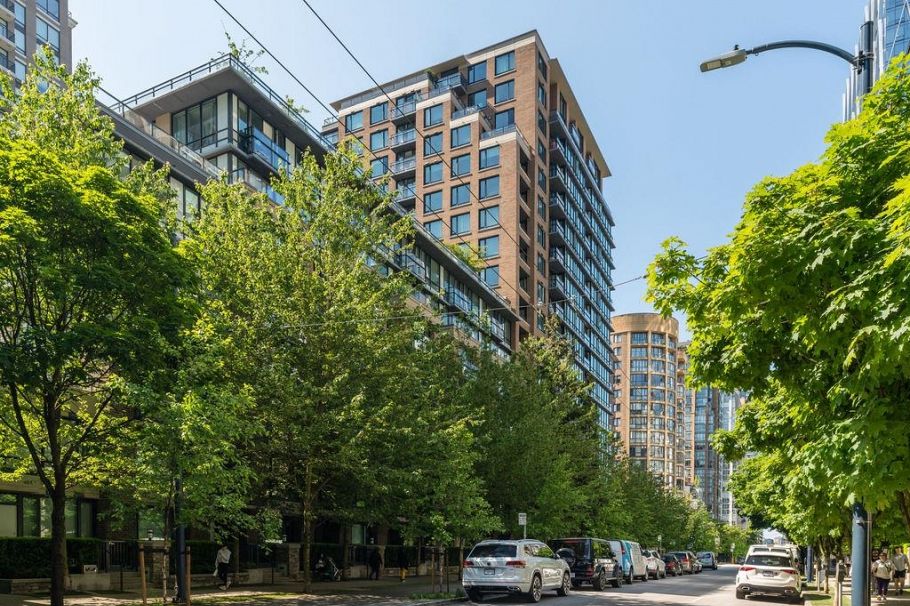 1801 1088 Richards Street Vancouver, BC - 32