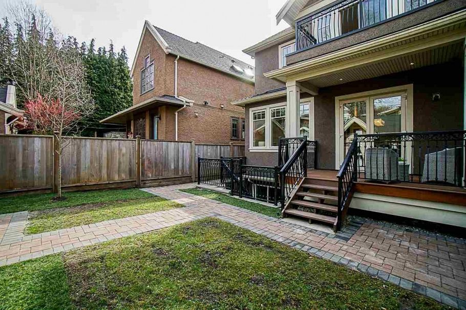 3759 W 31st Avenue Vancouver, BC - 40