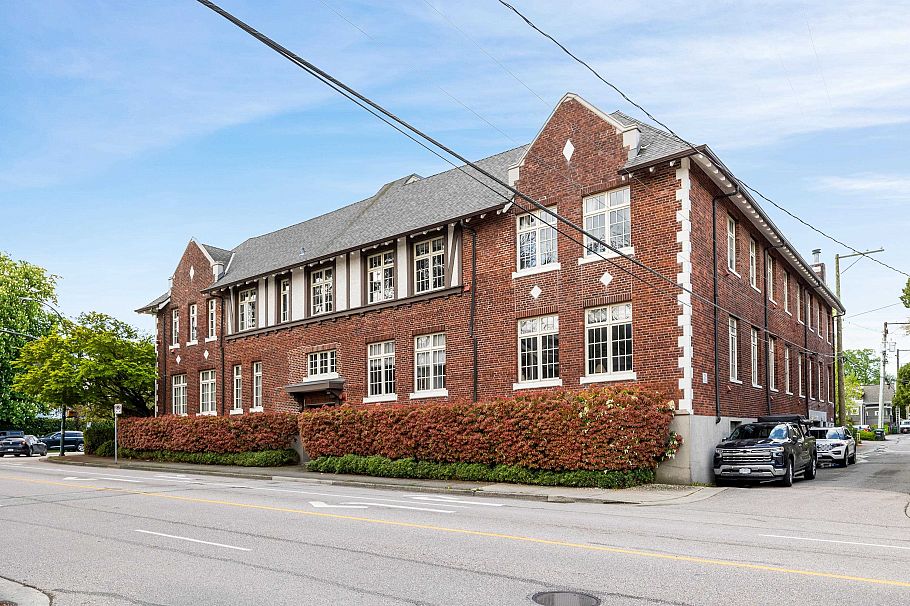 208 1811 W 16th Avenue Vancouver, BC - 6