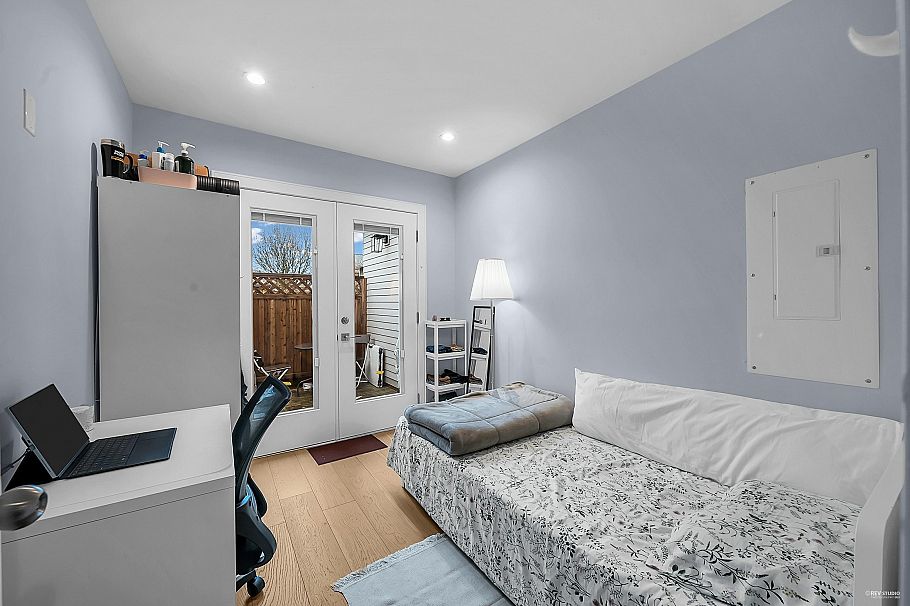 3429 Dundas Street Vancouver, BC - 16