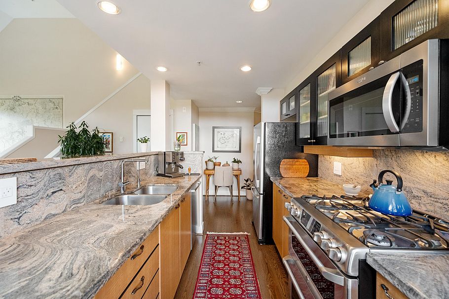 208 1811 W 16th Avenue Vancouver, BC - 14