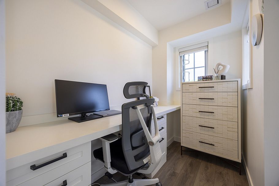 356 W 62nd Avenue Vancouver, BC - 27