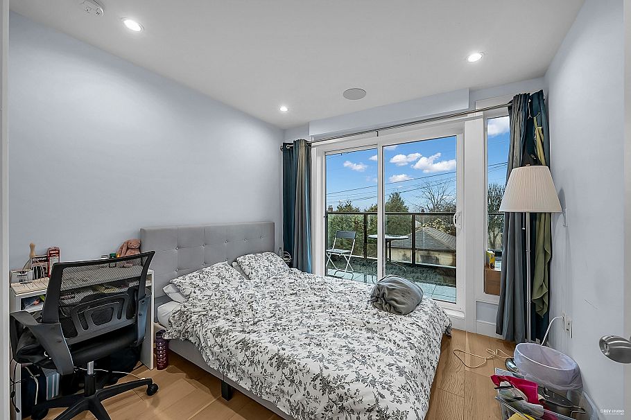 3429 Dundas Street Vancouver, BC - 18