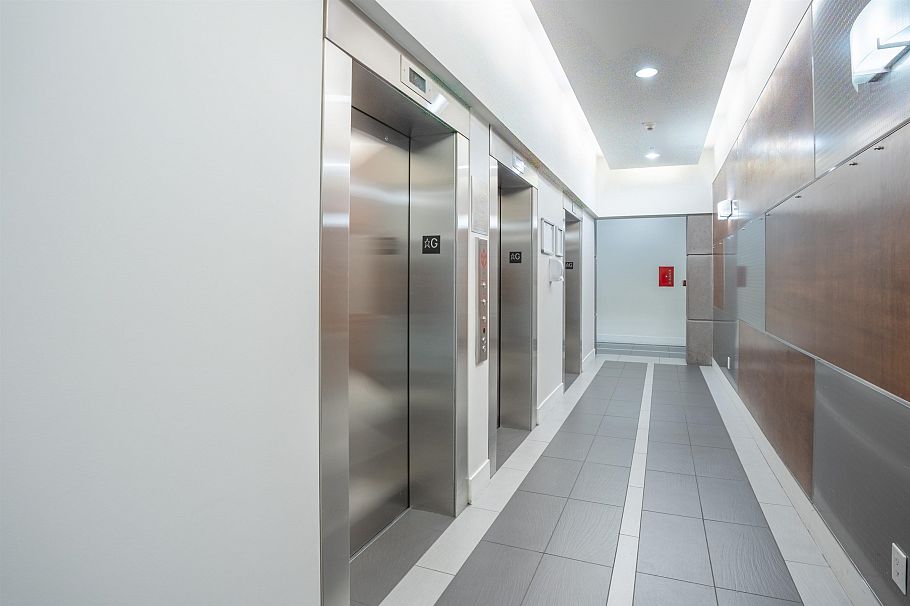 3705 928 Beatty Street Vancouver, BC - 25