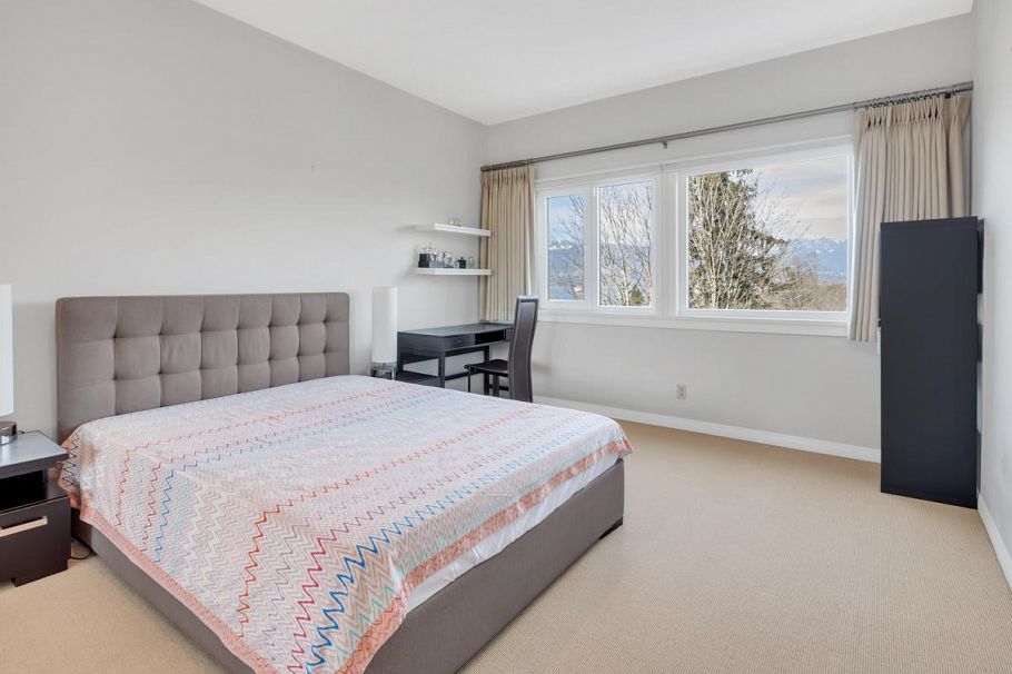 4322 West Point Place Vancouver, BC - 35