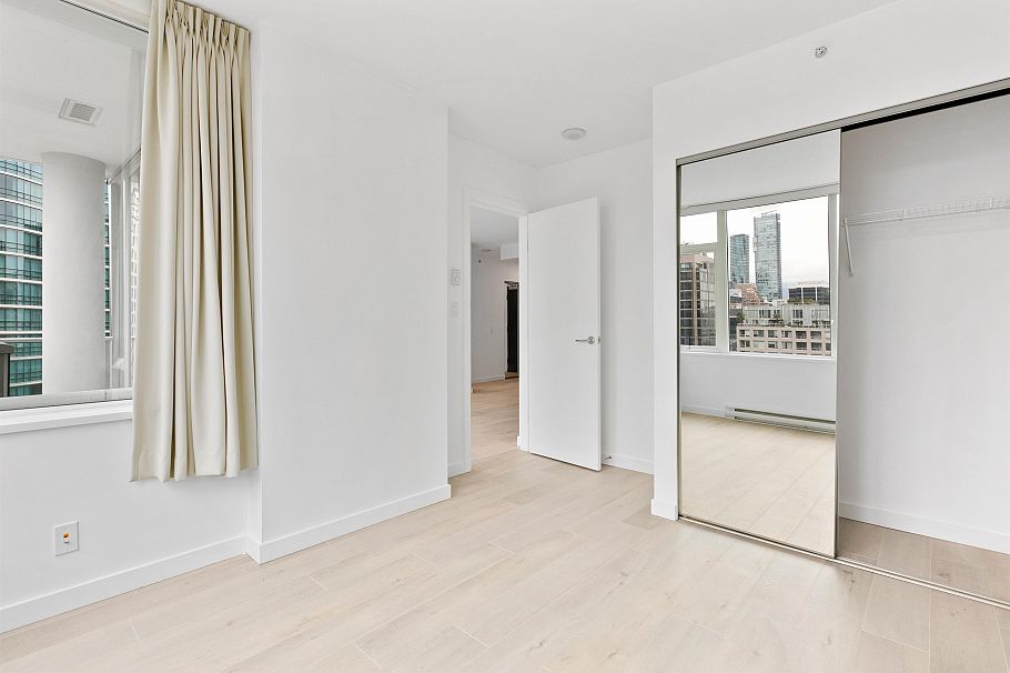 1601 833 Homer Street Vancouver, BC - 13