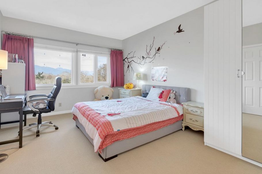 4322 West Point Place Vancouver, BC - 37