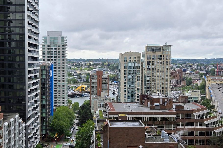 1611 1289 Hornby Street Vancouver, BC - 3