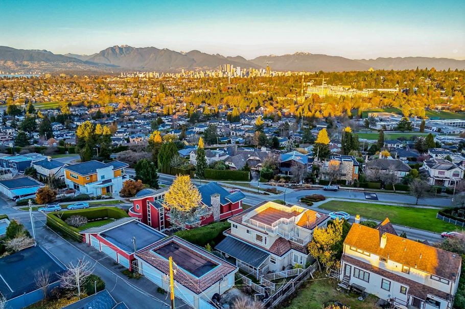 4723 Puget Drive Vancouver, BC - 39