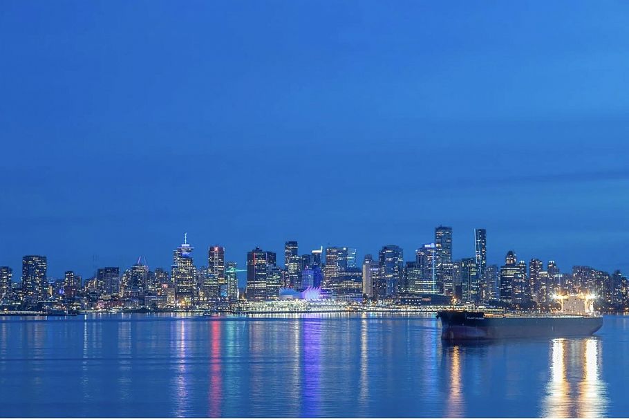 305 185 Victory Ship Way North Vancouver, BC - 1