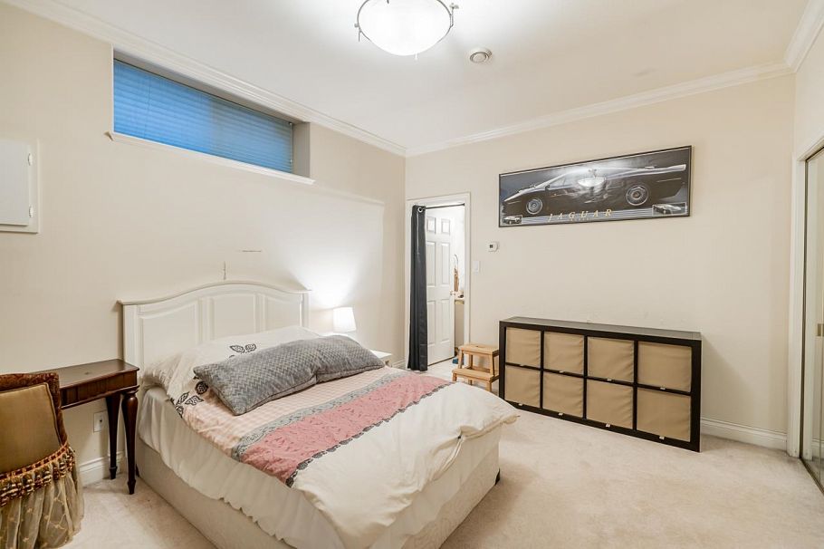 4723 Puget Drive Vancouver, BC - 30