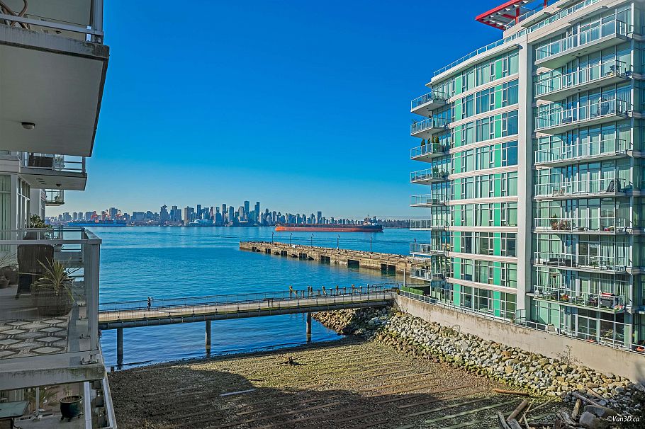 305 185 Victory Ship Way North Vancouver, BC - 22
