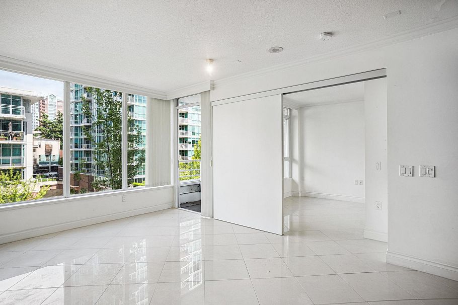 408 133 E Esplanade Avenue North Vancouver, BC - 5