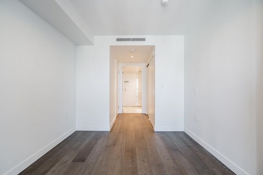 1910 1111 Richards Street Vancouver, BC - 11