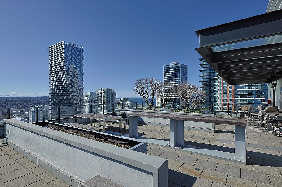 908 1325 Rolston Street Vancouver, BC - 34