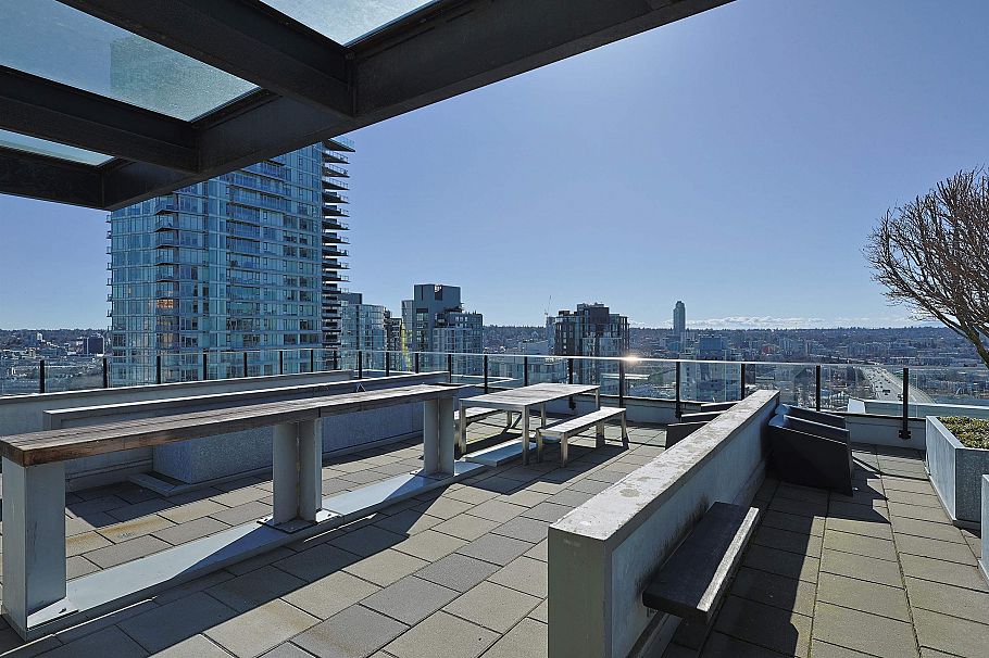 908 1325 Rolston Street Vancouver, BC - 31