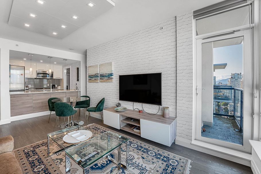 3705 928 Beatty Street Vancouver, BC - 6