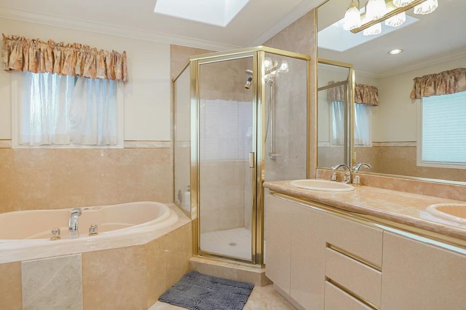 4723 Puget Drive Vancouver, BC - 20