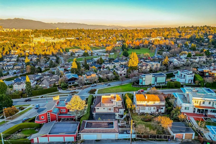 4723 Puget Drive Vancouver, BC - 38