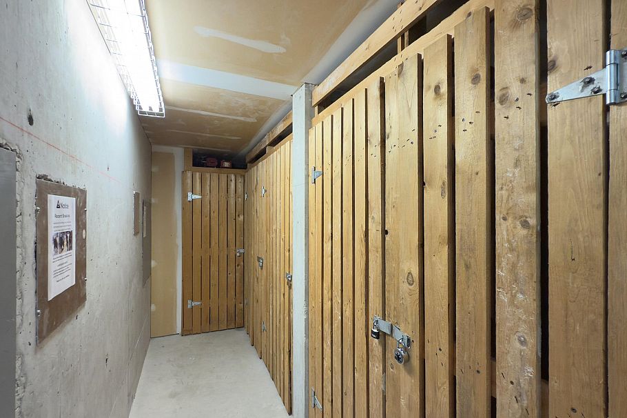 402 1845 Robson Street Vancouver, BC - 14