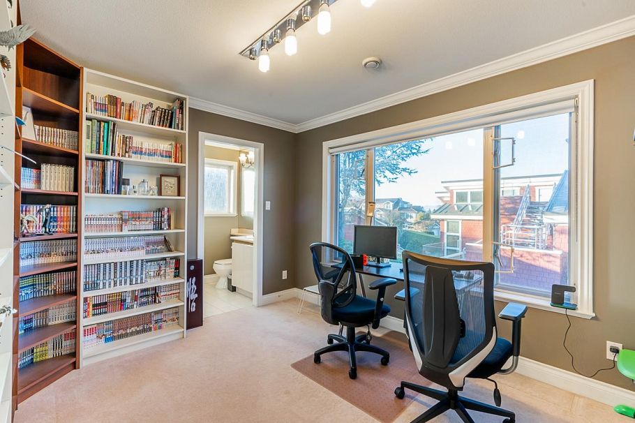 4723 Puget Drive Vancouver, BC - 23