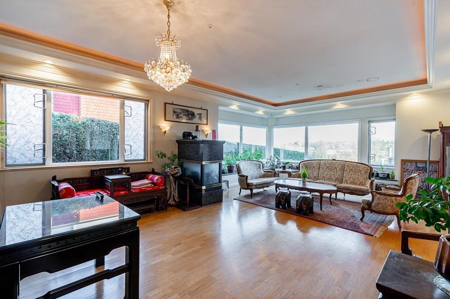 4723 Puget Drive Vancouver, BC - 10