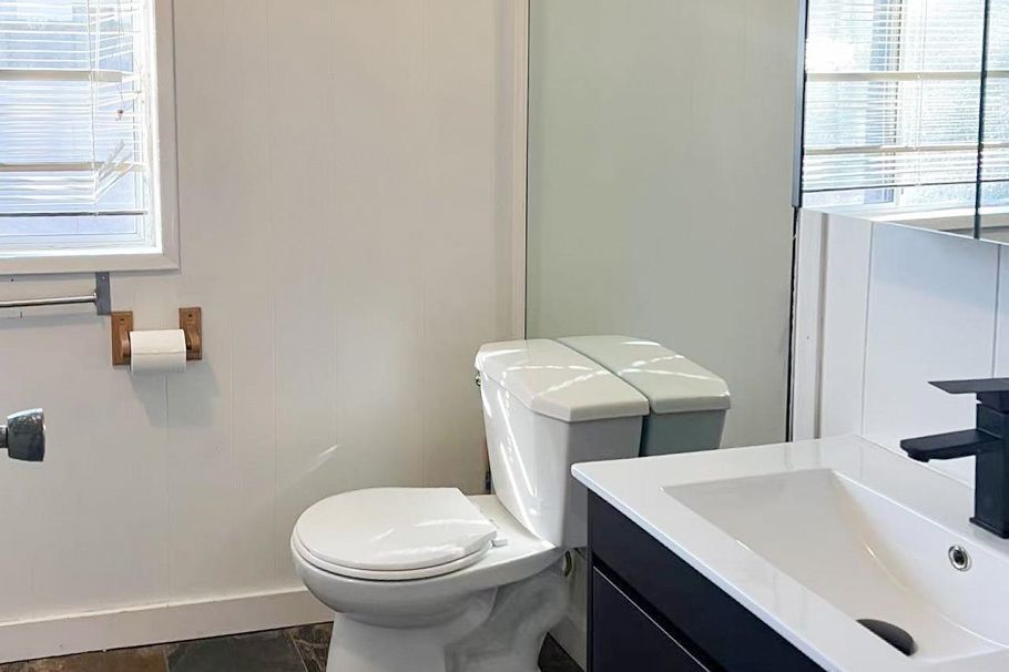 2070 W 14th Avenue Vancouver, BC - 13