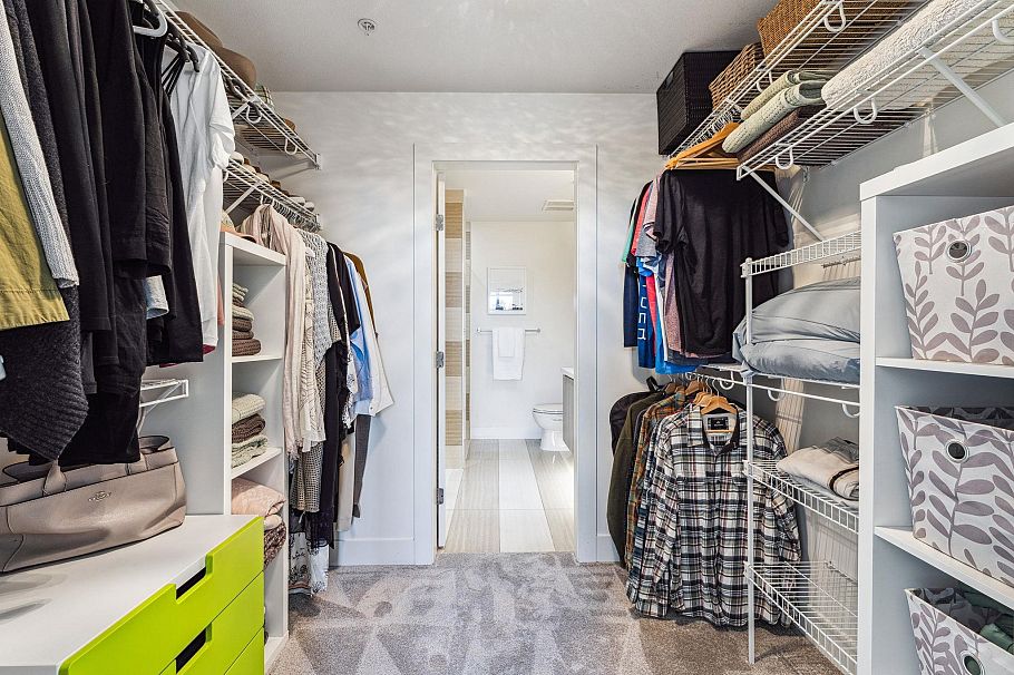 215 3602 Aldercrest Drive North Vancouver, BC - 19