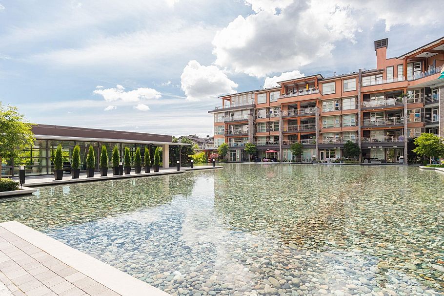 215 3602 Aldercrest Drive North Vancouver, BC - 38