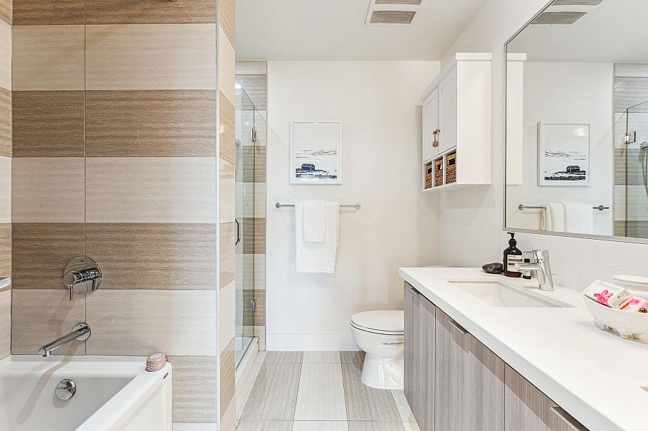 215 3602 Aldercrest Drive North Vancouver, BC - 18