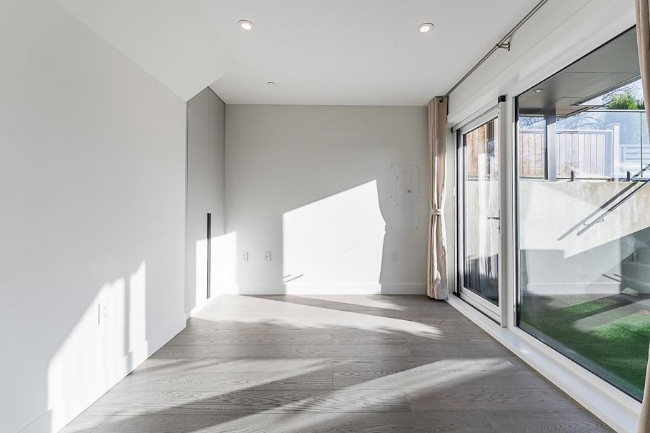 3941 W 24th Avenue Vancouver, BC - 29