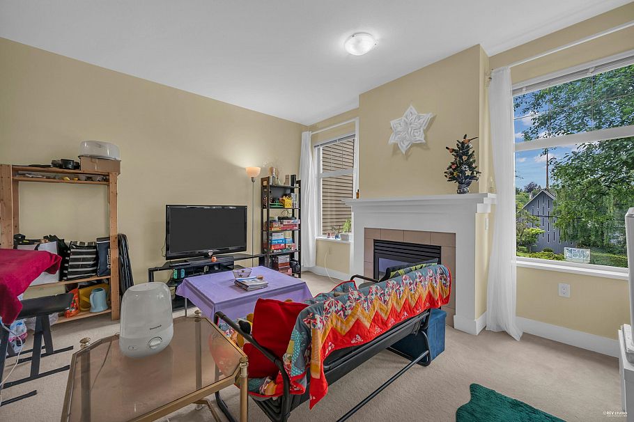 307 2083 W 33 Avenue Vancouver, BC - 9