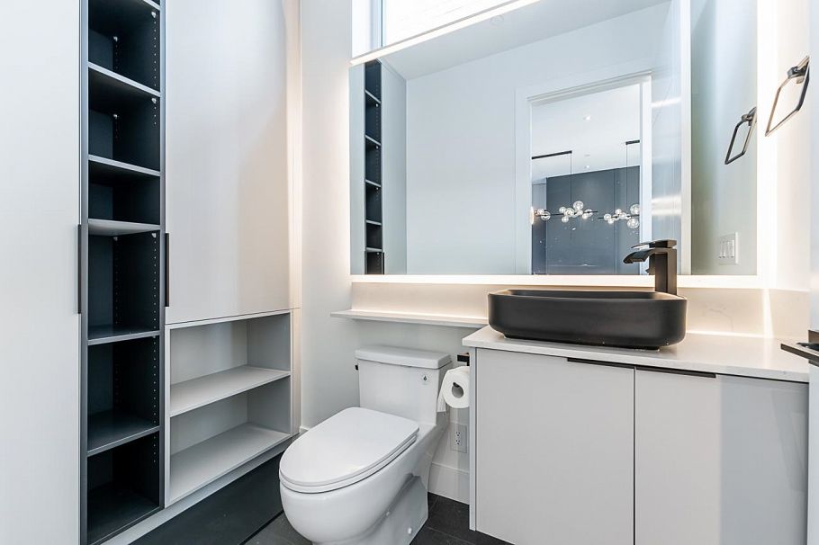 3941 W 24th Avenue Vancouver, BC - 15