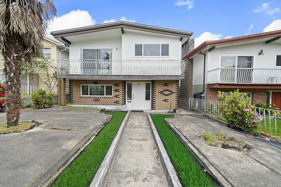 3160 E 6th Avenue Vancouver, BC - 38