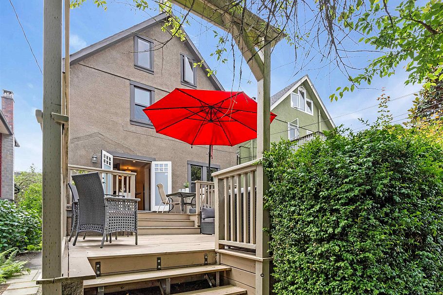 251 E 21st Avenue Vancouver, BC - 35