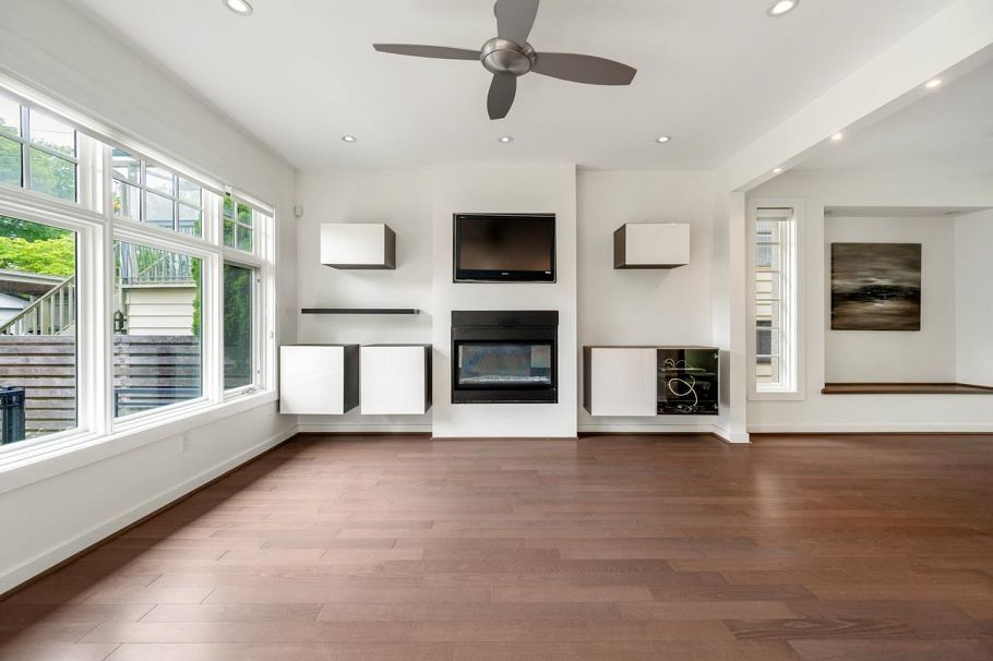 3772 W 19th Avenue Vancouver, BC - 10