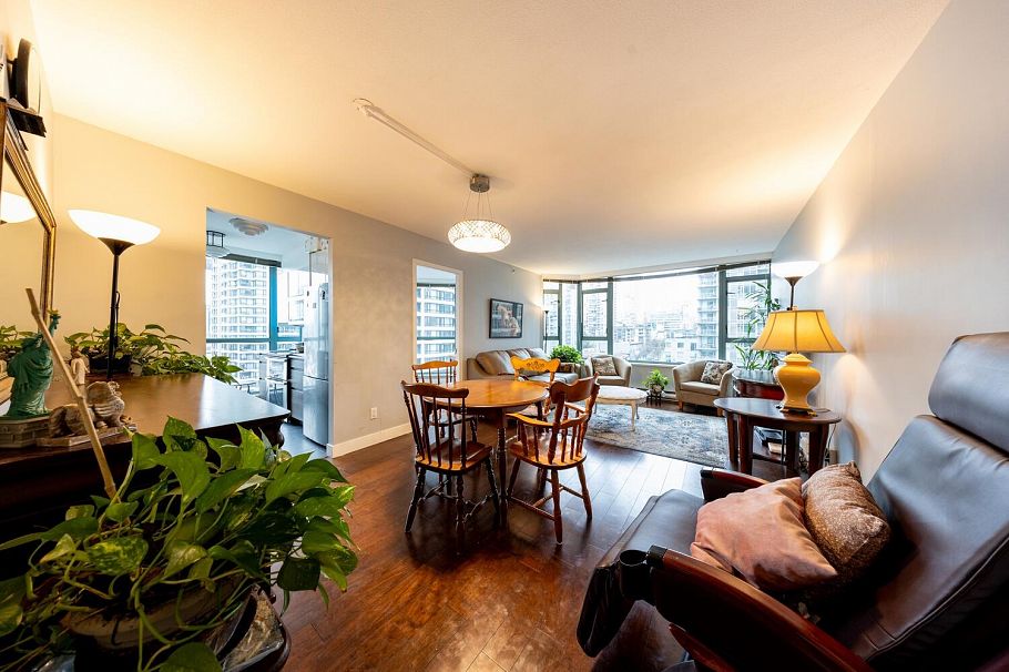 703 888 Hamilton Street Vancouver, BC - 5