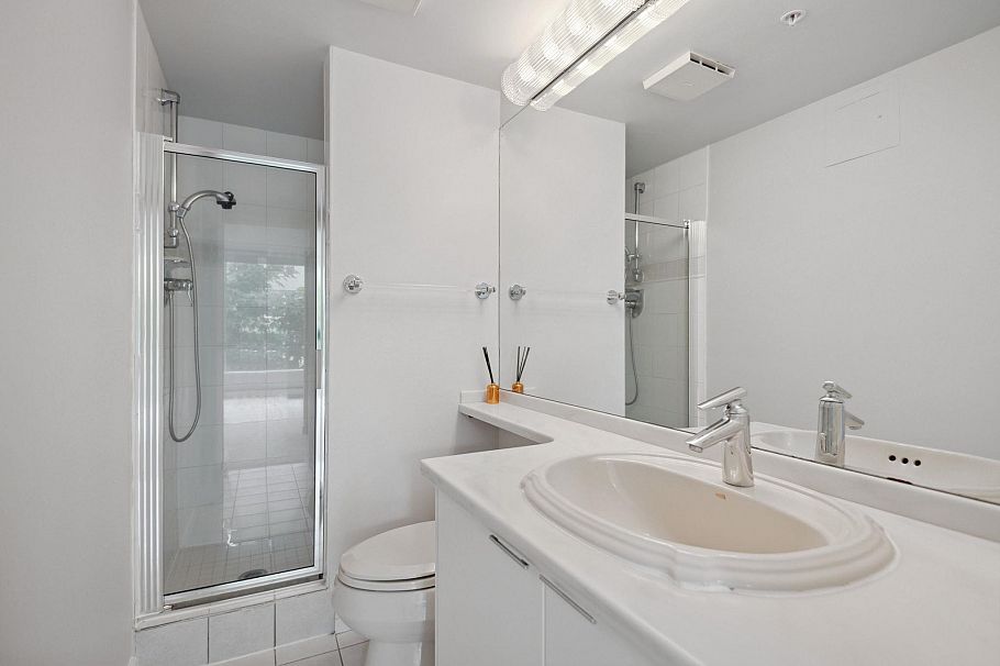 5A 1403 Beach Avenue Vancouver, BC - 27