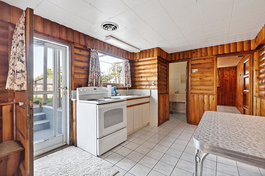 4262 Dumfries Street Vancouver, BC - 25