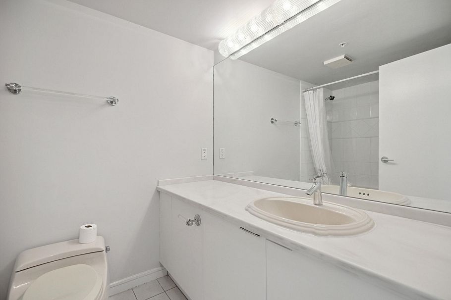 5A 1403 Beach Avenue Vancouver, BC - 30