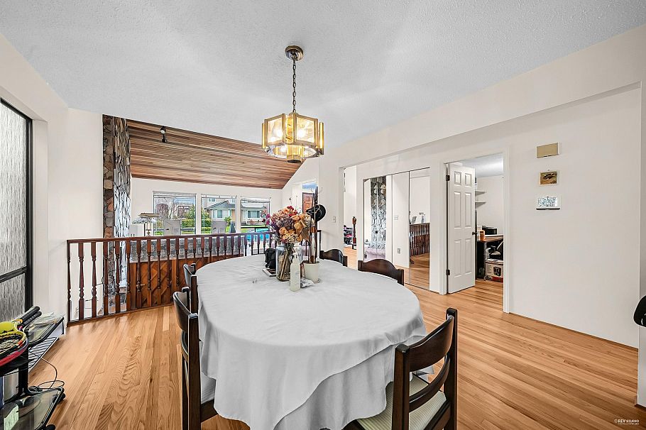 2843 W 22nd Avenue Vancouver, BC - 10