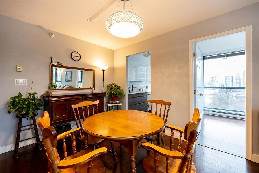 703 888 Hamilton Street Vancouver, BC - 6