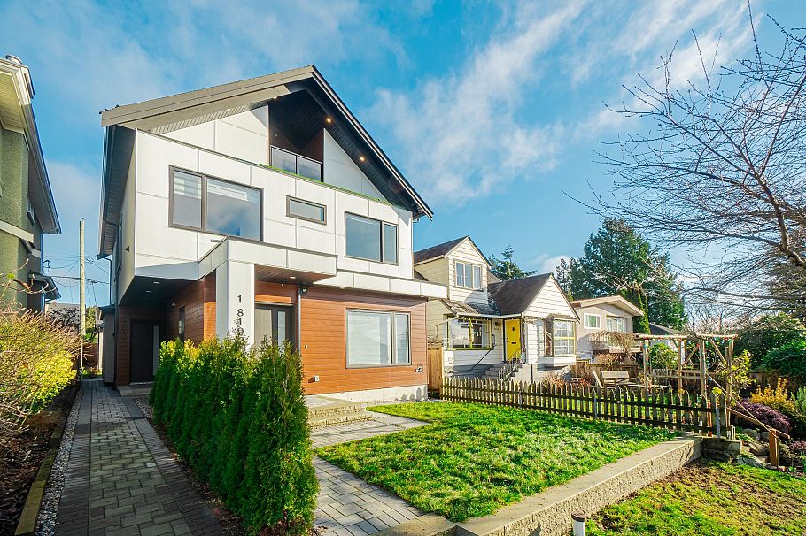 1 8192 Haig Street Vancouver, BC - 2