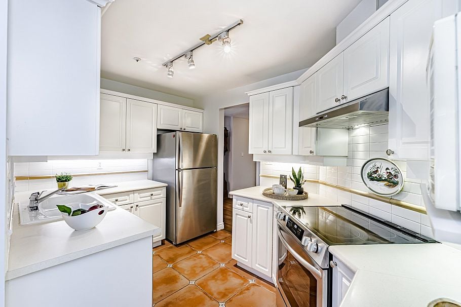 213 5835 Hampton Place Vancouver, BC - 13