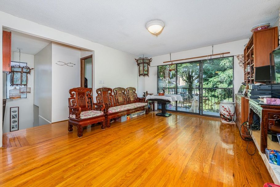 1342 E 10th Avenue Vancouver, BC - 7