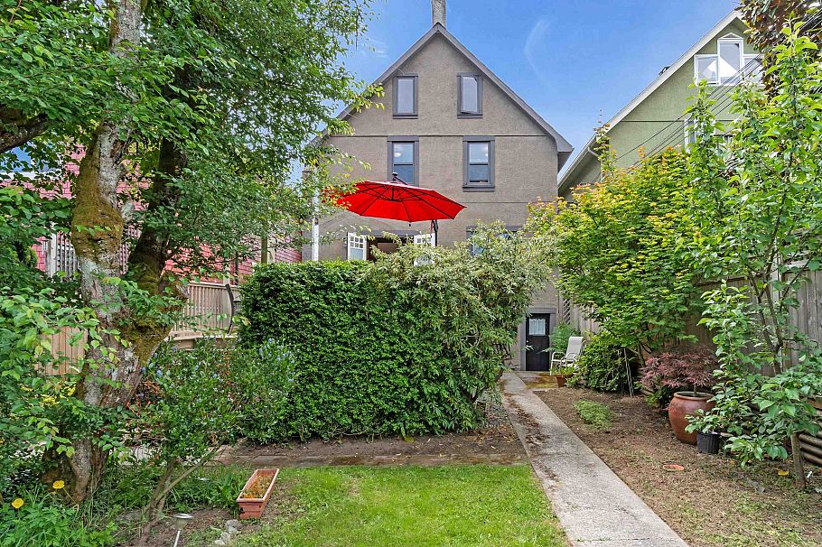 251 E 21st Avenue Vancouver, BC - 36