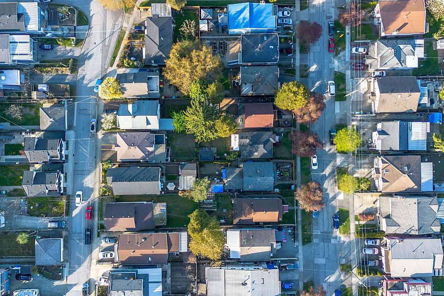 5332 Mchardy Street Vancouver, BC - 3