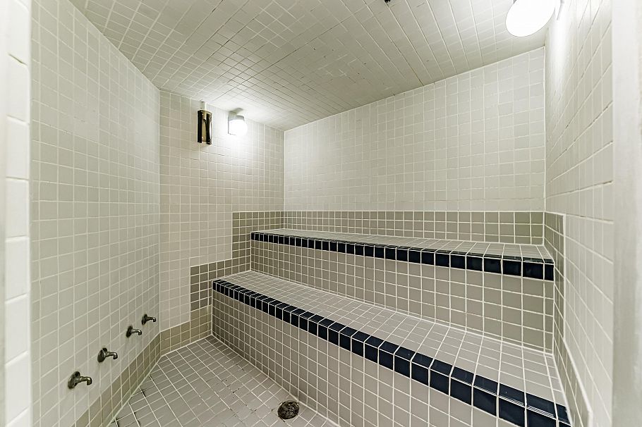 213 5835 Hampton Place Vancouver, BC - 29