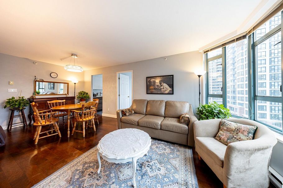 703 888 Hamilton Street Vancouver, BC - 10